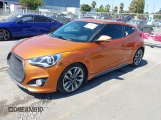 ✅ 2016 Hyundai Veloster Turbo • VIN: KMHTC6AE4GU304061 • Лот: 43090238. Опубликован ранее на IAAI с пробегом 93 737 миль. Бесплатный доступ к архиву аукционных продаж из США и подробный отчёт об истории автомобиля на DreamBid. Изображение 2.