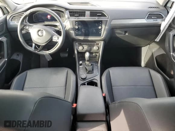 ✅ 2020 Volkswagen Tiguan SE • VIN: 3VV2B7AX9LM076567 • Lot: 85143705. Listed on Copart with 91,608 mi. Free auction sales archive from the USA and detailed vehicle history report at DreamBid. Image 8.