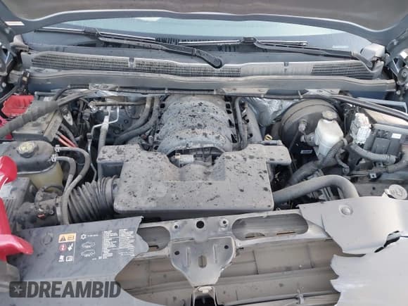 ✅ 2015 Chevrolet Silverado 1500 LT • VIN: 1GCRCREC7FZ272684 • Lot: 43578327. Listed on IAAI with 45,241 mi. Free auction sales archive from the USA and detailed vehicle history report at DreamBid. Image 10.