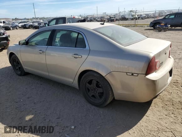 ✅ 2010 Chevrolet Malibu 1LS • VIN: 1G1ZB5EB2AF123119 • Lot: 82547784. Listed on Copart with 216,309 mi. Free auction sales archive from the USA and detailed vehicle history report at DreamBid. Image 2.