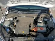 ✅ 2018 Hyundai Ioniq Blue • VIN: KMHC65LC8JU101744 • Lot: 82600814. Wystawiony na Copart z przebiegiem 120 744 mil. Bezpłatny archiwum sprzedaży aukcyjnych z USA i szczegółowy raport historii pojazdu na DreamBid. Zdjęcie 13.