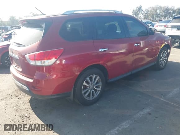 ✅ 2015 Nissan Pathfinder SL • VIN: 5N1AR2MN2FC677582 • Lot: 43653468. Wystawiony na IAAI z przebiegiem 122 504 mil. Bezpłatny archiwum sprzedaży aukcyjnych z USA i szczegółowy raport historii pojazdu na DreamBid. Zdjęcie 4.
