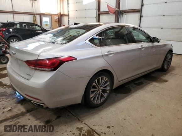 ✅ 2016 Hyundai Genesis 3.8L • VIN: KMHGN4JE4GU111599 • Lot: 41466255. Wystawiony na Copart z przebiegiem 283 860 mil. Bezpłatny archiwum sprzedaży aukcyjnych z USA i szczegółowy raport historii pojazdu na DreamBid. Zdjęcie 3.