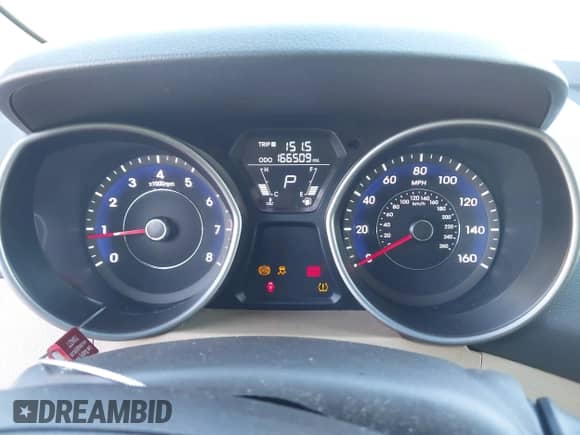 2011 Hyundai Elantra GLS z VIN 5NPDH4AE1BH033834, wystawiony jako IAAI lot #43430445 z przebiegiem 166 509 mil mil oraz . Historia ofert i sprzedaży dostępna na DreamBid. Obrazek 7.