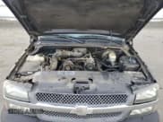 ✅ 2005 Chevrolet Silverado 1500 • VIN: 1GCEC19X85Z248387 • Лот: 80231624. Опубликован ранее на Copart с пробегом 183 847 миль. Бесплатный доступ к архиву аукционных продаж из США и подробный отчёт об истории автомобиля на DreamBid. Изображение 13.