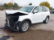 ✅ 2022 Kia Telluride LX • VIN: 5XYP2DHC8NG199783 • Lot: 43478520. Wystawiony na IAAI z przebiegiem 30 121 mil. Bezpłatny archiwum sprzedaży aukcyjnych z USA i szczegółowy raport historii pojazdu na DreamBid. Zdjęcie 17.