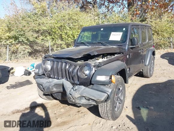 ✅ 2018 Jeep Wrangler Unlimited Sport S • VIN: 1C4HJXDN5JW295108 • Lot: 43622535. Wystawiony na IAAI z przebiegiem 153 671 mil. Bezpłatny archiwum sprzedaży aukcyjnych z USA i szczegółowy raport historii pojazdu na DreamBid. Zdjęcie 17.