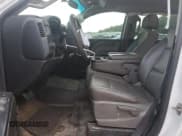 ✅ 2018 Chevrolet Silverado 1500 • VIN: 1GB1CUEY4JF106665 • Лот: 42390645. Опубликован ранее на Copart с пробегом 206 295 миль. Бесплатный доступ к архиву аукционных продаж из США и подробный отчёт об истории автомобиля на DreamBid. Изображение 7.