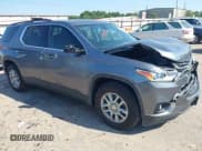 ✅ 2020 Chevrolet Traverse LT Cloth • VIN: 1GNERGKW4LJ123957 • Лот: 43155040. Опубликован ранее на IAAI с пробегом 104 510 миль. Бесплатный доступ к архиву аукционных продаж из США и подробный отчёт об истории автомобиля на DreamBid. Изображение 1.