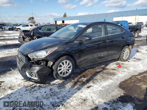 ✅ 2019 Hyundai Accent SE • VIN: 3KPC24A35KE055268 • Лот: 44917385. Опубликован ранее на Copart с пробегом 40 327 миль. Бесплатный доступ к архиву аукционных продаж из США и подробный отчёт об истории автомобиля на DreamBid. Изображение 1.