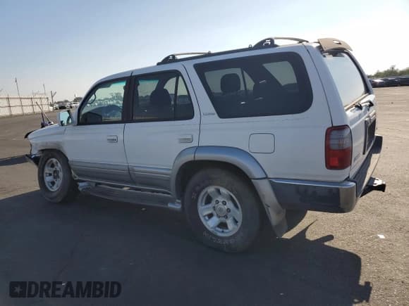 ✅ 1998 Toyota 4Runner Limited • VIN: JT3HN87R9W9008632 • Лот: 91322305. Опубликован ранее на Copart с пробегом 345 466 миль. Бесплатный доступ к архиву аукционных продаж из США и подробный отчёт об истории автомобиля на DreamBid. Изображение 2.
