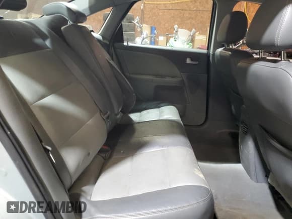 ✅ 2006 Mercury Montego Luxury • VIN: 1MEHM41126G612995 • Lot: 57363915. Wystawiony na Copart z przebiegiem Nie podano. Bezpłatny archiwum sprzedaży aukcyjnych z USA i szczegółowy raport historii pojazdu na DreamBid. Zdjęcie 10.