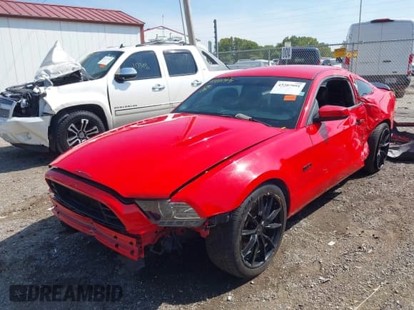 ✅ 2014 Ford Mustang GT • VIN: 1ZVBP8CF5E5200625 • Lot: 43207991. Listed on IAAI with 122,978 mi. Free auction sales archive from the USA and detailed vehicle history report at DreamBid. Image 6.
