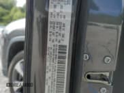 ✅ 2019 Jeep Cherokee Altitude • VIN: 1C4PJMLB1KD141817 • Lot: 71489575. Wystawiony na Copart z przebiegiem 94 824 mil. Bezpłatny archiwum sprzedaży aukcyjnych z USA i szczegółowy raport historii pojazdu na DreamBid. Zdjęcie 13.