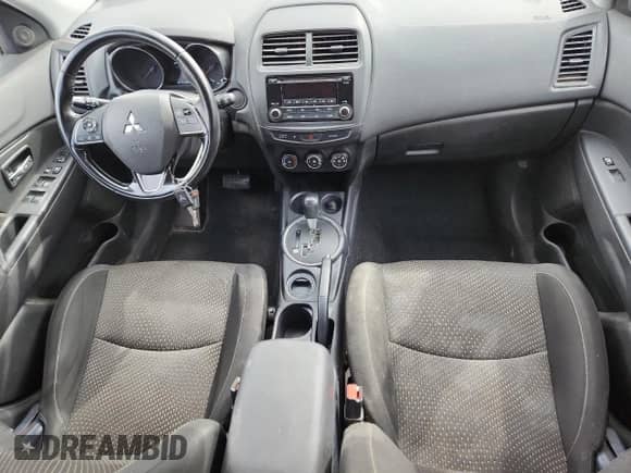 2016 Mitsubishi Outlander ES with VIN JA4AP3AUXGZ065196, listed as a Copart auction lot 84799705 with 113,780 mi miles and Salvage title. Bid and sale history available at DreamBid. Image 8.