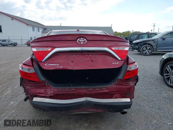 ✅ 2017 Toyota Camry SE • VIN: 4T1BF1FKXHU632865 • Lot: 43501836. Listed on IAAI with 99,285 mi. Free auction sales archive from the USA and detailed vehicle history report at DreamBid. Image 16.