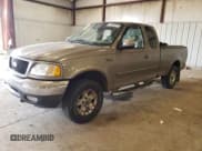 ✅ 2003 Ford F-150 XL • VIN: 1FTRX18L33NB70593 • Lot: 59683265. Listed on Copart with 200,854 mi. Free auction sales archive from the USA and detailed vehicle history report at DreamBid. Image 1.