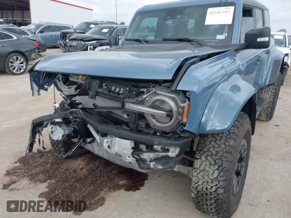 ✅ 2024 Ford Bronco Raptor • VIN: 1FMEE0RR1RLA50535 • Lot: 43545315. Listed on IAAI with 4,965 mi. Free auction sales archive from the USA and detailed vehicle history report at DreamBid. Image 6.