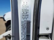 ✅ 2019 Jeep Cherokee Overland • VIN: 1C4PJMJNXKD142672 • Lot: 90723995. Listed on Copart with 85,288 mi. Free auction sales archive from the USA and detailed vehicle history report at DreamBid. Image 14.