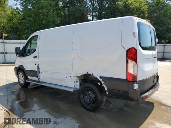 ✅ 2024 Ford Transit Cargo • VIN: 1FTBR1Y8XRKB03474 • Lot: 63350915. Wystawiony na Copart z przebiegiem 13 098 mil. Bezpłatny archiwum sprzedaży aukcyjnych z USA i szczegółowy raport historii pojazdu na DreamBid. Zdjęcie 2.
