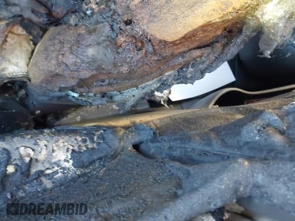 ✅ 2013 Hyundai Sonata SE • VIN: 5NPEC4AB6DH748801 • Lot: 43570293. Listed on IAAI with Not provided. Free auction sales archive from the USA and detailed vehicle history report at DreamBid. Image 9.