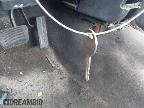 2003 Dodge 1500 ST z VIN 1D7HA18N33S347312, wystawiony jako IAAI lot #42521588 z przebiegiem Nie podano mil oraz . Historia ofert i sprzedaży dostępna na DreamBid. Obrazek 11.