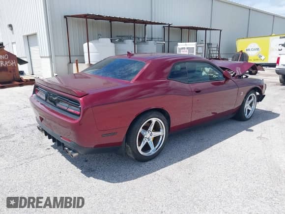 2018 Dodge Challenger T/A 392 с VIN 2C3CDZFJ7JH255672, выставлен на аукционе IAAI как лот 42638454 с пробегом 70 095 миль миль и . История ставок и продаж доступна на DreamBid. Изображение 4.