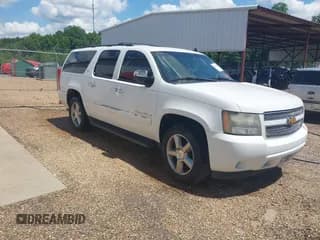 ✅ 2011 Chevrolet Suburban LTZ • VIN: 1GNSKKE37BR348112 • Lot: 42267962. Listed on IAAI with 163,558 mi. Free auction sales archive from the USA and detailed vehicle history report at DreamBid. Image 1.