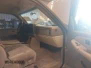 ✅ 2000 Chevrolet Suburban LS • VIN: 3GNFK16T6YG120637 • Лот: 42834475. Опубликован ранее на IAAI с пробегом 163 185 миль. Бесплатный доступ к архиву аукционных продаж из США и подробный отчёт об истории автомобиля на DreamBid. Изображение 5.