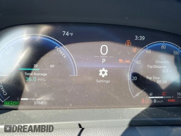 ✅ 2025 Toyota Crown XLE • VIN: JTDACAAJXS3021383 • Lot: 91985765. Listed on Copart with 3,768 mi. Free auction sales archive from the USA and detailed vehicle history report at DreamBid. Image 9.