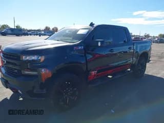✅ 2020 Chevrolet Silverado 1500 LT Trail Boss • VIN: 3GCPYFEL5LG324994 • Lot: 43609100. Wystawiony na IAAI z przebiegiem 54 530 mil. Bezpłatny archiwum sprzedaży aukcyjnych z USA i szczegółowy raport historii pojazdu na DreamBid. Zdjęcie 6.