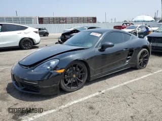 ✅ 2018 Porsche 718 Cayman • VIN: WP0AA2A80JK261670 • Lot: 60250575. Wystawiony na Copart z przebiegiem 73 522 mil. Bezpłatny archiwum sprzedaży aukcyjnych z USA i szczegółowy raport historii pojazdu na DreamBid. Zdjęcie 1.