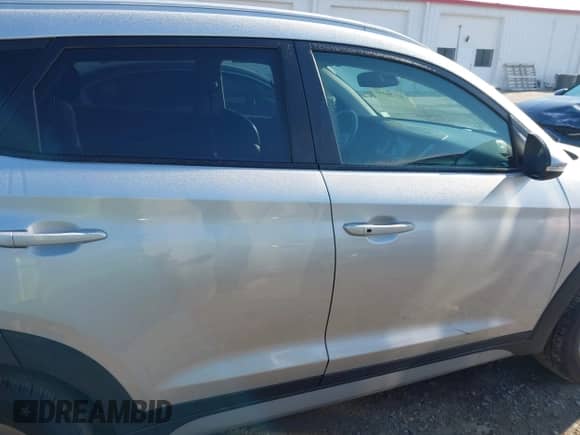 2017 Hyundai Tucson SE Plus с VIN KM8J33A40HU535165, выставлен на аукционе IAAI как лот 42186443 с пробегом 123 239 миль миль и . История ставок и продаж доступна на DreamBid. Изображение 13.