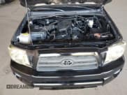 ✅ 2008 Toyota Tacoma • VIN: 5TEPX42N18Z536042 • Lot: 71688375. Wystawiony na Copart z przebiegiem 83 118 mil. Bezpłatny archiwum sprzedaży aukcyjnych z USA i szczegółowy raport historii pojazdu na DreamBid. Zdjęcie 11.