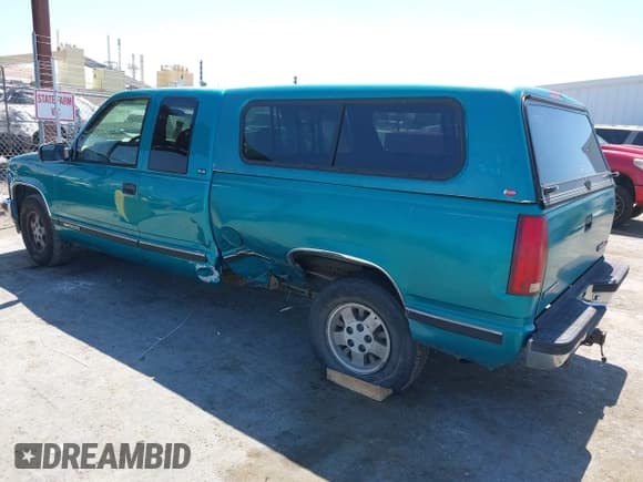 ✅ 1995 GMC Sierra 1500 • VIN: 2GTEC19K7S1506164 • Lot: 42595774. Wystawiony na IAAI z przebiegiem 202 675 mil. Bezpłatny archiwum sprzedaży aukcyjnych z USA i szczegółowy raport historii pojazdu na DreamBid. Zdjęcie 3.