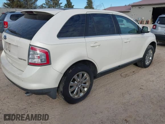 ✅ 2008 Ford Edge Limited • VIN: 2FMDK39C78BA10069 • Lot: 43685477. Wystawiony na IAAI z przebiegiem 178 896 mil. Bezpłatny archiwum sprzedaży aukcyjnych z USA i szczegółowy raport historii pojazdu na DreamBid. Zdjęcie 4.