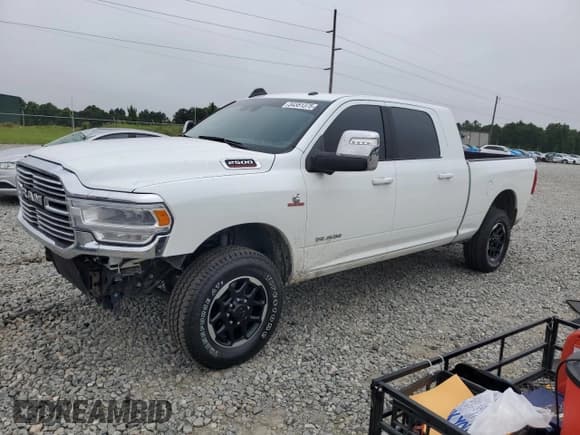 ✅ 2024 Ram 2500 Laramie • VIN: 3C6UR5NL4RG377891 • Lot: 54351375. Wystawiony na Copart z przebiegiem 13 834 mil. Bezpłatny archiwum sprzedaży aukcyjnych z USA i szczegółowy raport historii pojazdu na DreamBid. Zdjęcie 1.
