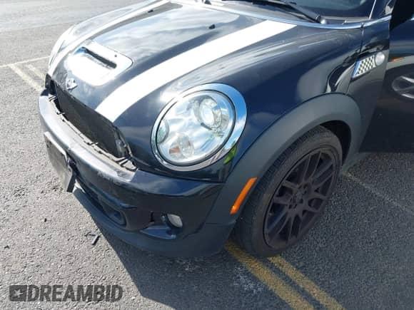 2013 MINI Hardtop S with VIN WMWSV3C53DT477574, listed as a IAAI auction lot 42385383 with 81,312 mi miles and . Bid and sale history available at DreamBid. Image 12.