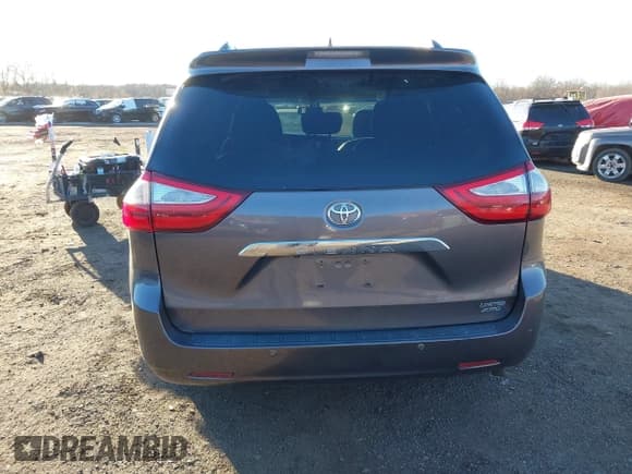 ✅ 2015 Toyota Sienna Limited • VIN: 5TDDK3DC5FS096649 • Lot: 41292478. Listed on IAAI with 234,298 mi. Free auction sales archive from the USA and detailed vehicle history report at DreamBid. Image 16.