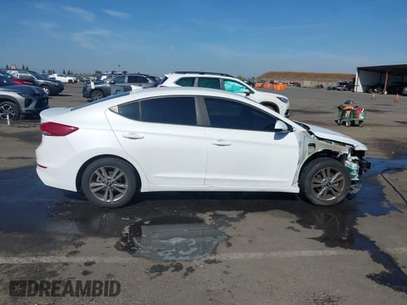 ✅ 2018 Hyundai Elantra SEL • VIN: 5NPD84LF5JH274784 • Лот: 43486118. Опубликован ранее на IAAI с пробегом 91 446 миль. Бесплатный доступ к архиву аукционных продаж из США и подробный отчёт об истории автомобиля на DreamBid. Изображение 14.