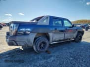 ✅ 2005 Chevrolet Avalanche Z71 • VIN: 3GNEK12Z15G266218 • Lot: 90419005. Listed on Copart with 180,965 mi. Free auction sales archive from the USA and detailed vehicle history report at DreamBid. Image 3.