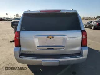 ✅ 2015 Chevrolet Suburban LTZ • VIN: 1GNSKKKC9FR555305 • Lot: 68068574. Wystawiony na Copart z przebiegiem 133 174 mil. Bezpłatny archiwum sprzedaży aukcyjnych z USA i szczegółowy raport historii pojazdu na DreamBid. Zdjęcie 6.