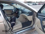 ✅ 2006 Acura TL • VIN: 19UUA66206A049164 • Lot: 43680366. Wystawiony na IAAI z przebiegiem 160 166 mil. Bezpłatny archiwum sprzedaży aukcyjnych z USA i szczegółowy raport historii pojazdu na DreamBid. Zdjęcie 5.