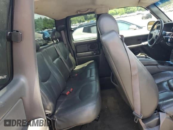 ✅ 2003 GMC Sierra 2500HD SLT • VIN: 1GTHK29U13E109671 • Lot: 64721325. Wystawiony na Copart z przebiegiem 136 353 mil. Bezpłatny archiwum sprzedaży aukcyjnych z USA i szczegółowy raport historii pojazdu na DreamBid. Zdjęcie 10.