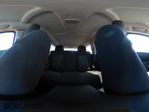 ✅ 2016 Jeep Patriot Latitude • VIN: 1C4NJRFBXGD782116 • Lot: 42429131. Listed on IAAI with 147,326 mi. Free auction sales archive from the USA and detailed vehicle history report at DreamBid. Image 18.