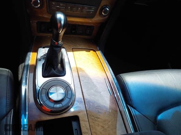 ✅ 2012 Infiniti QX56 7-passenger • VIN: JN8AZ2NFXC9519144 • Lot: 42061647. Listed on IAAI with Not provided. Free auction sales archive from the USA and detailed vehicle history report at DreamBid. Image 22.