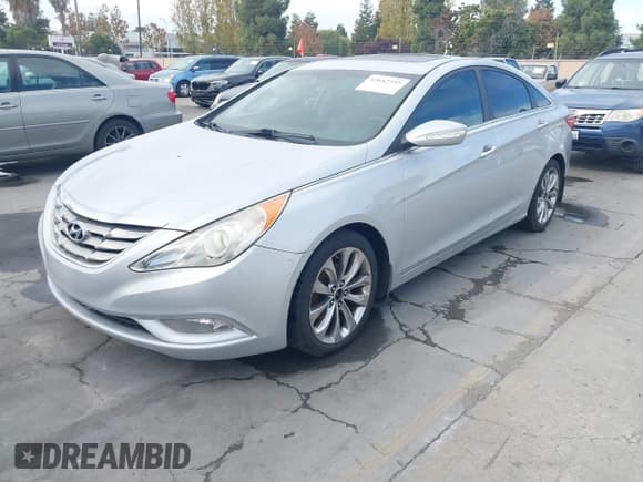 ✅ 2011 Hyundai Sonata Limited • VIN: 5NPEC4AB9BH162218 • Lot: 43682255. Listed on IAAI with 198,955 mi. Free auction sales archive from the USA and detailed vehicle history report at DreamBid. Image 2.