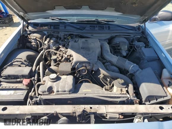 ✅ 2004 Ford Crown Victoria Standard • VIN: 2FAFP73W64X145359 • Лот: 85012375. Опубликован ранее на Copart с пробегом 211 799 миль. Бесплатный доступ к архиву аукционных продаж из США и подробный отчёт об истории автомобиля на DreamBid. Изображение 11.