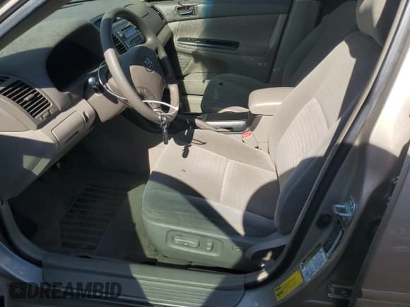 ✅ 2005 Toyota Camry XLE • VIN: 4T1BE30K35U082864 • Лот: 82381805. Опубликован ранее на Copart с пробегом 109 014 миль. Бесплатный доступ к архиву аукционных продаж из США и подробный отчёт об истории автомобиля на DreamBid. Изображение 7.