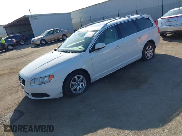 ✅ 2008 Volvo V70 • VIN: YV1BW982781040660 • Lot: 43834823. Listed on IAAI with 100,463 mi. Free auction sales archive from the USA and detailed vehicle history report at DreamBid. Image 17.